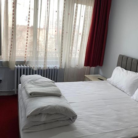 Oez Altinbasak Otel Ankara Ngoại thất bức ảnh