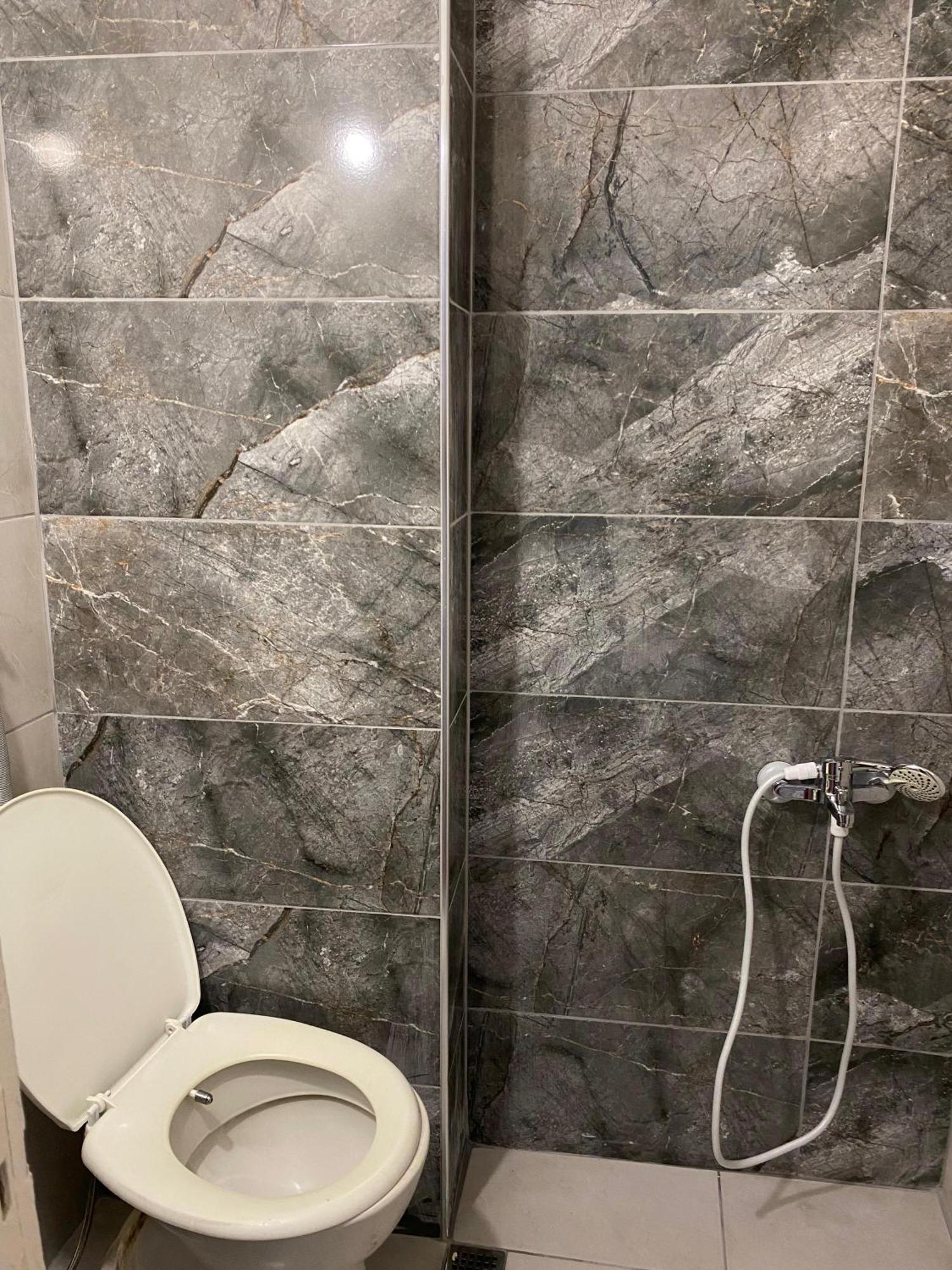 Oez Altinbasak Otel Ankara Ngoại thất bức ảnh