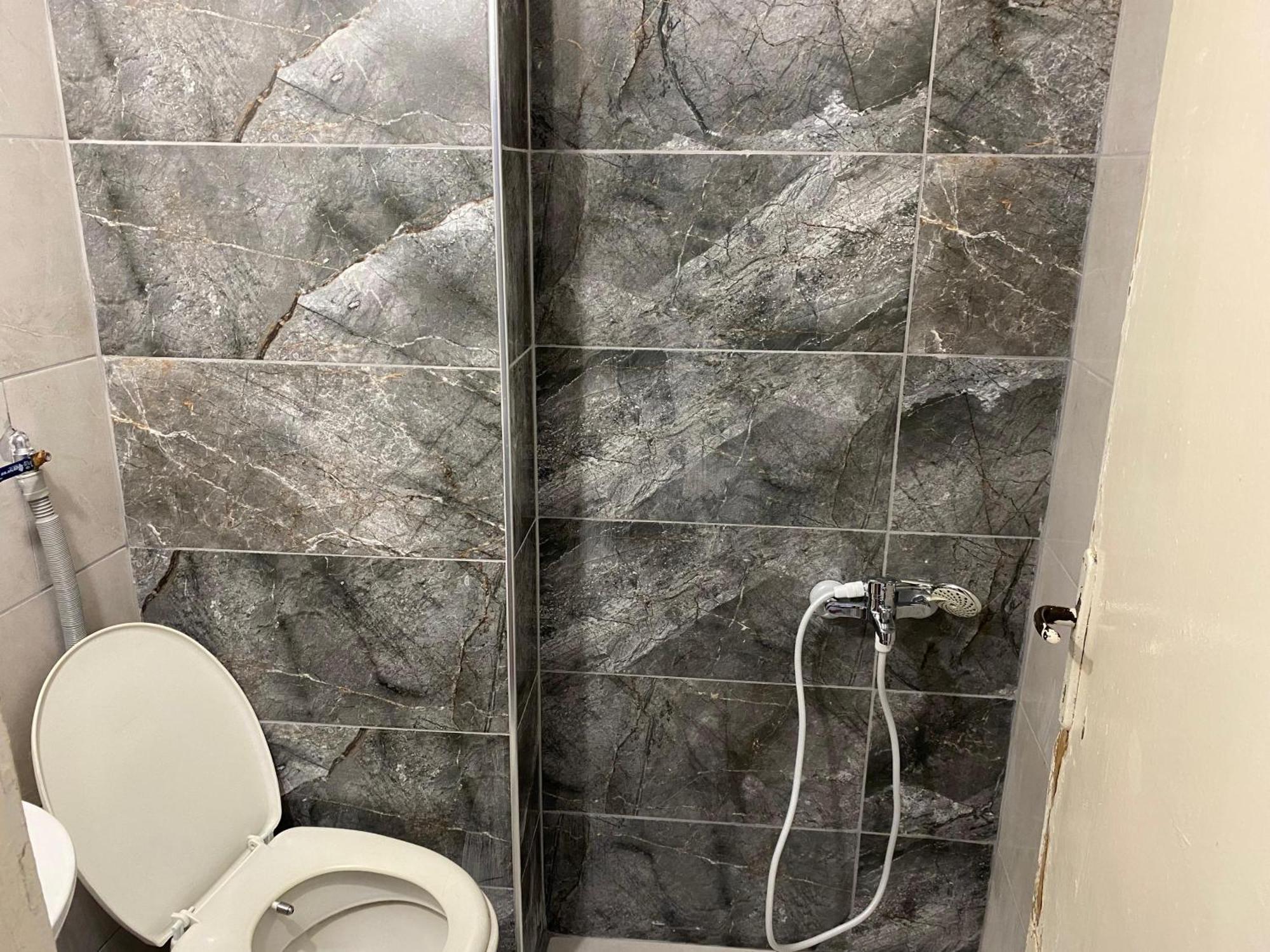Oez Altinbasak Otel Ankara Ngoại thất bức ảnh